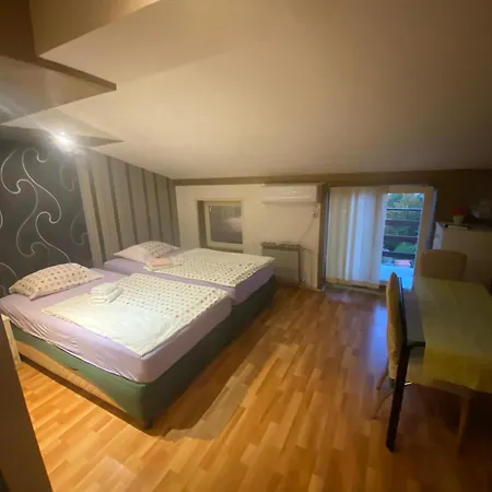 Ana * Opatija